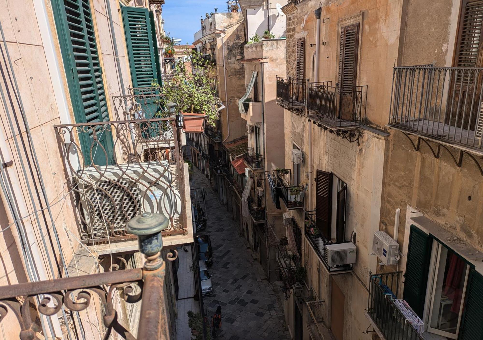 B&B Del Parlamento Palerme Extérieur photo